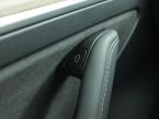 Tesla Model 3 - fotka číslo 14