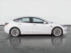 Tesla Model 3 - fotka číslo 5