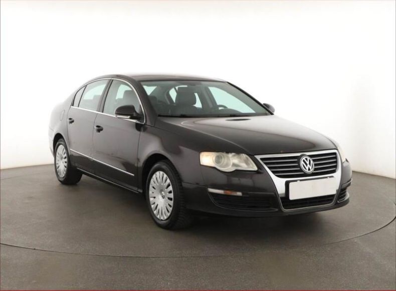 Volkswagen Passat - hlavní fotka inzerátu