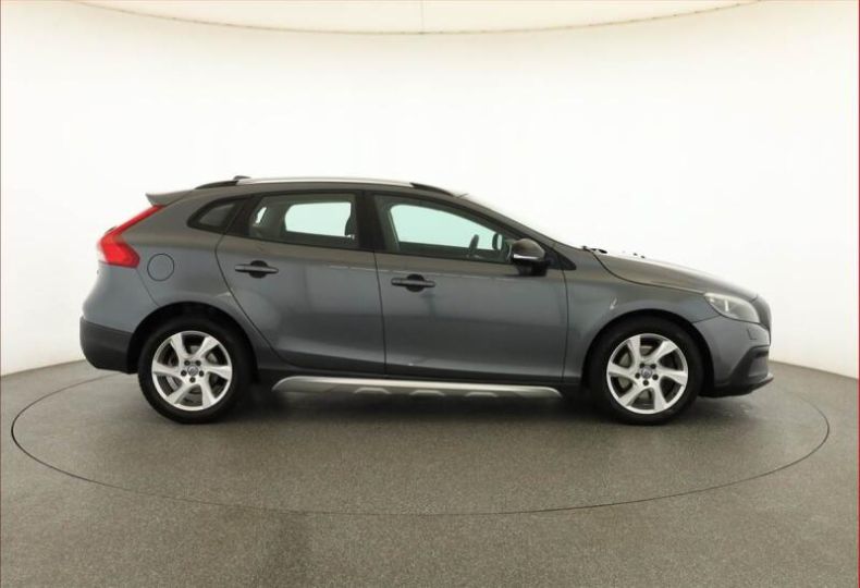 Volvo V40 - hlavní fotka