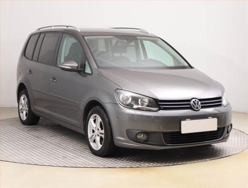 Volkswagen Touran - hlavní foto