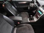 Volkswagen Passat - fotka číslo 8