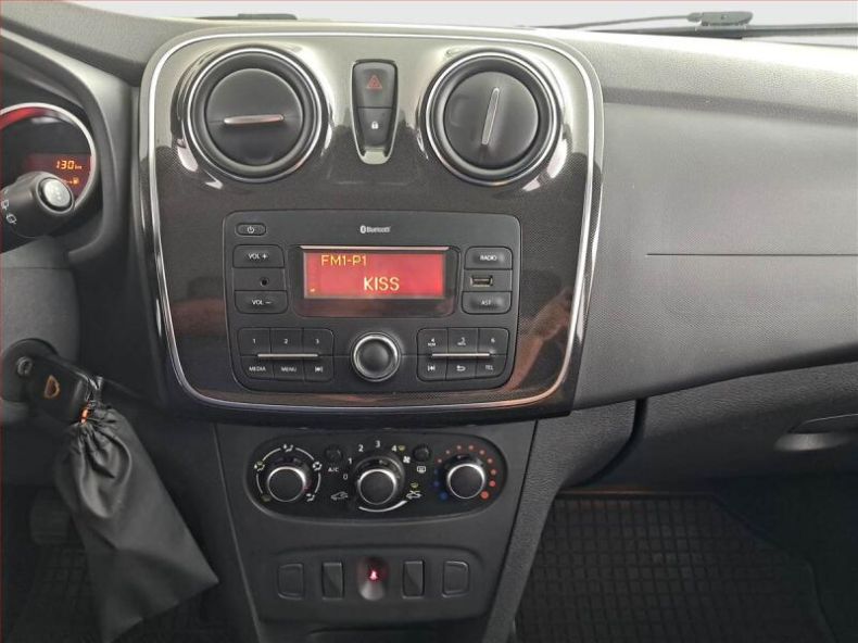 Dacia Logan - hlavní fotka