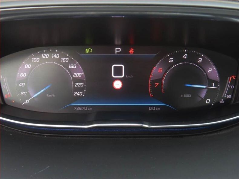 Peugeot 5008 - hlavní fotka