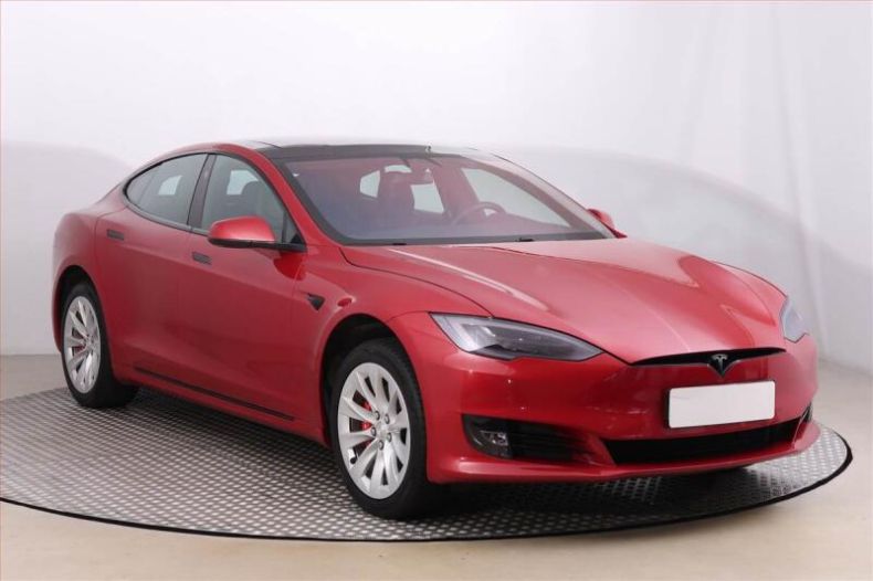 Tesla S-type - hlavní foto