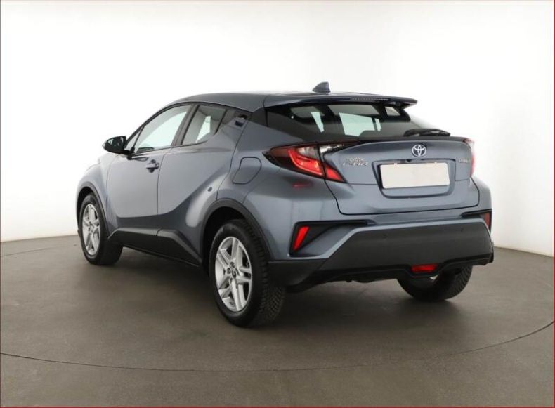 Toyota C-HR - hlavní fotka