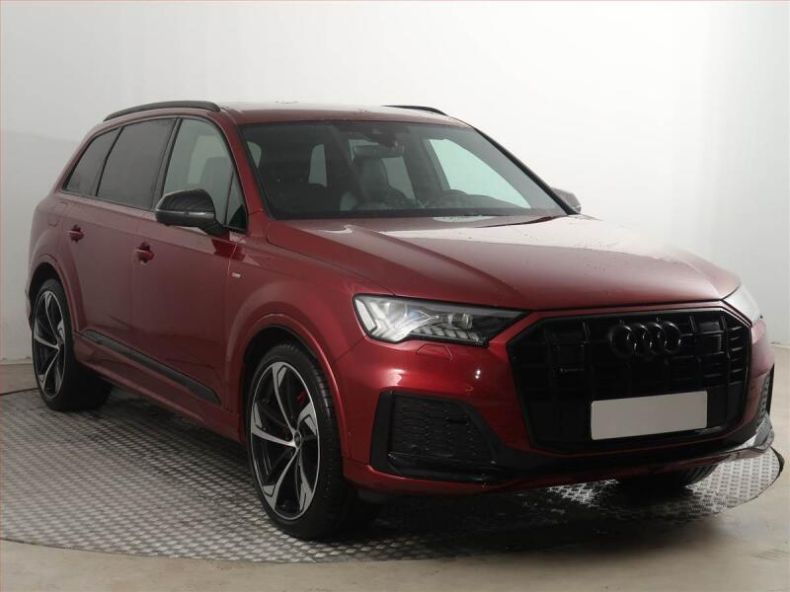 Audi Q7 - hlavní fotka