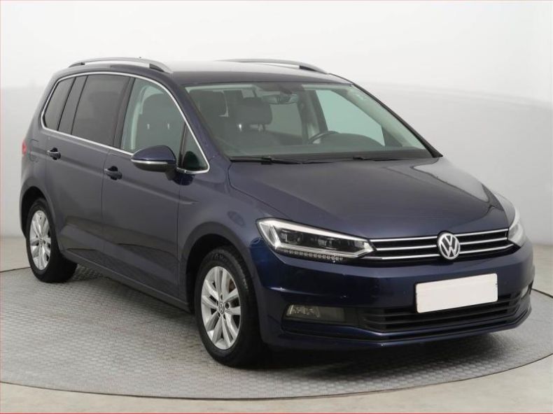 Volkswagen Touran - hlavní fotka