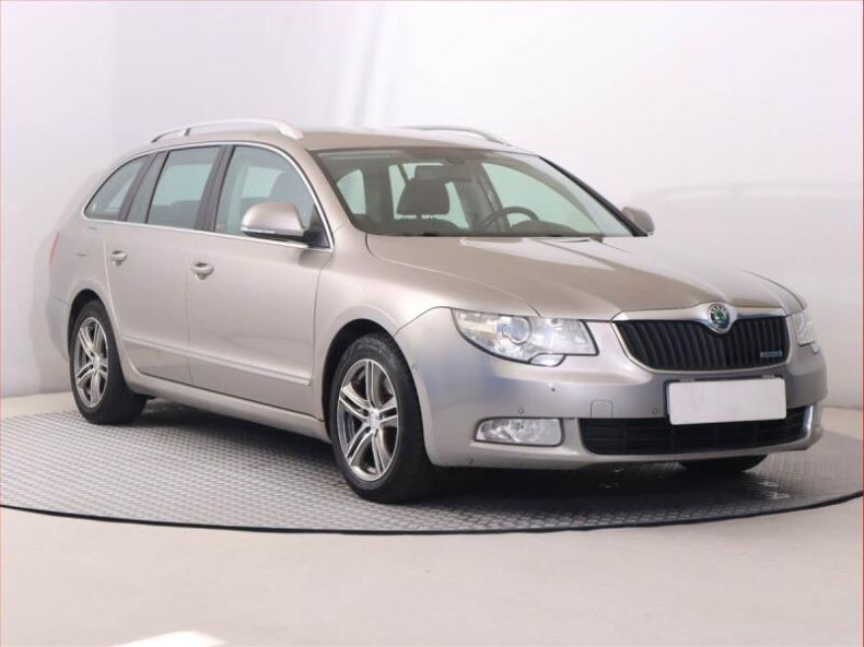 Škoda Superb - hlavní fotka inzerátu