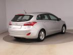 Hyundai i30 - fotka číslo 4
