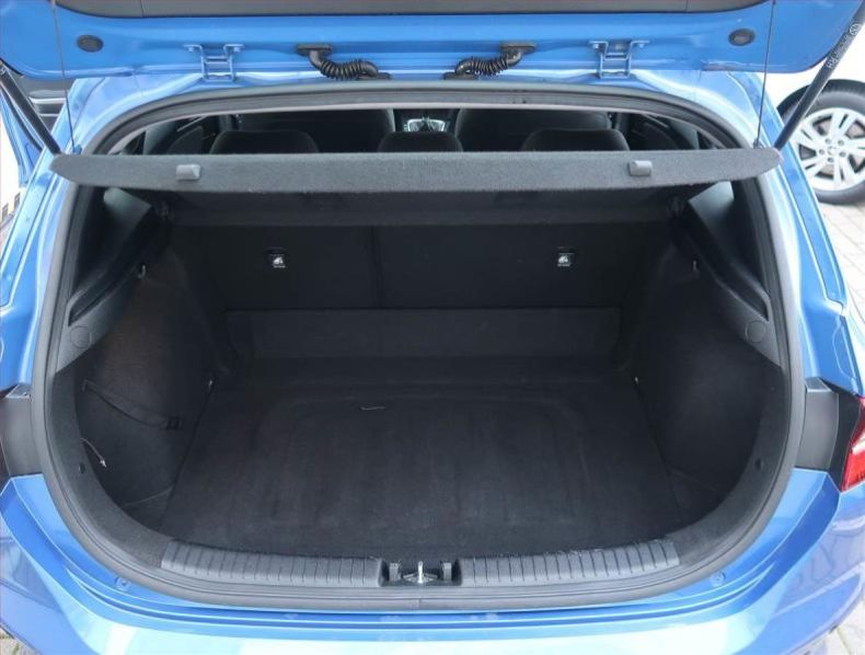 Kia Cee'd - hlavní fotka