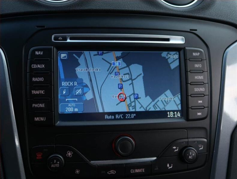 Ford Mondeo - hlavní fotka