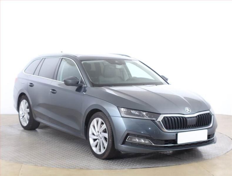 Škoda Octavia - hlavní fotka