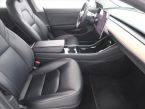 Tesla Model 3 - fotka číslo 8