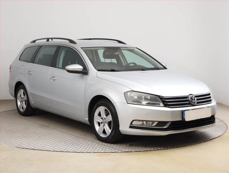Volkswagen Passat - hlavní fotka inzerátu