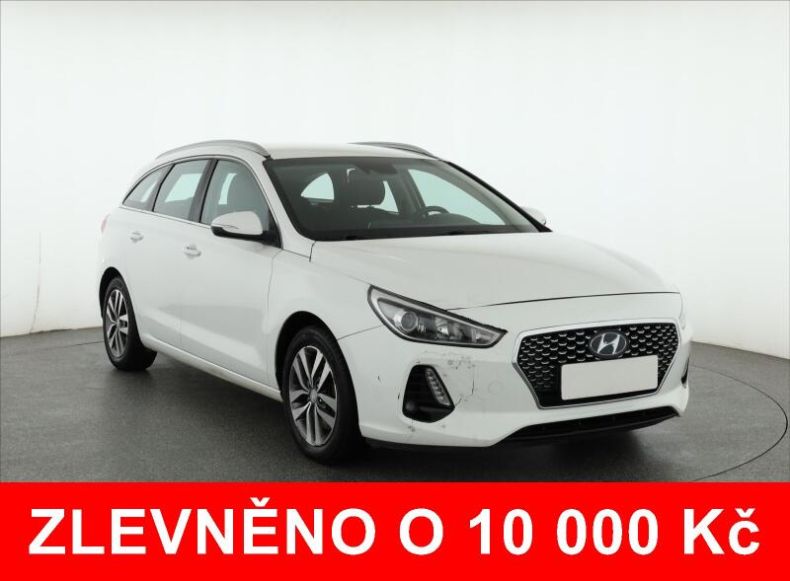 Hyundai i30 - hlavní foto