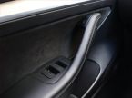 Tesla Model 3 - fotka číslo 17