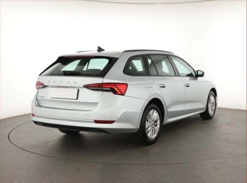 Škoda Octavia - hlavní fotka