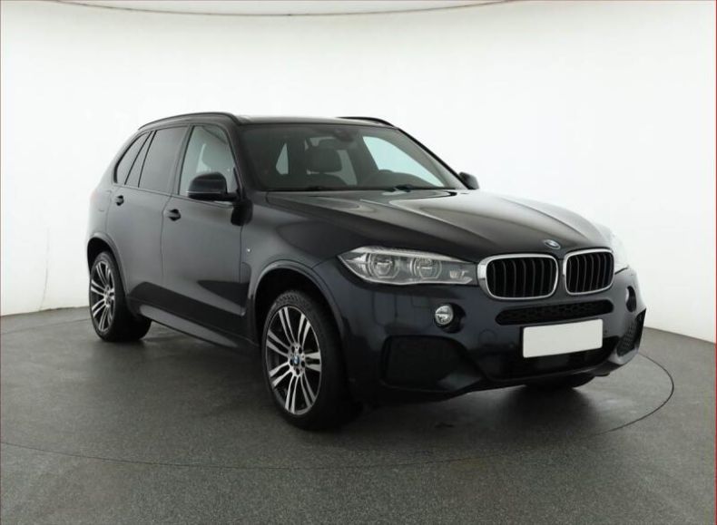 BMW X5 - hlavní foto