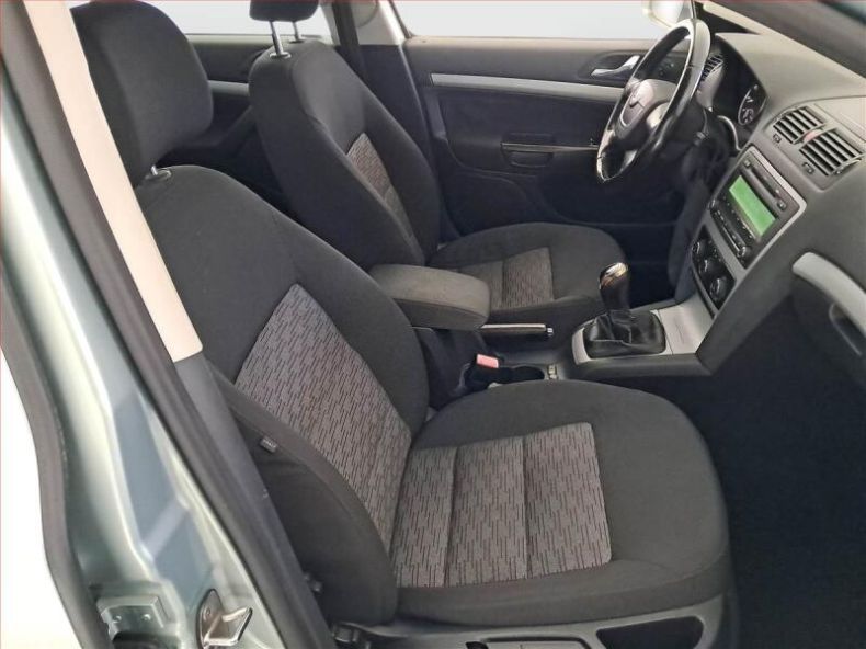 Škoda Octavia - hlavní fotka