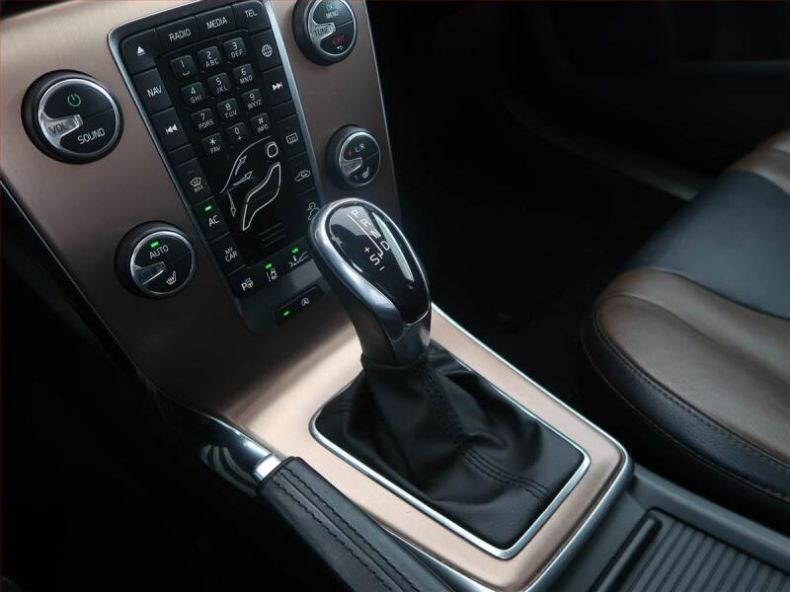 Volvo V40 - hlavní fotka