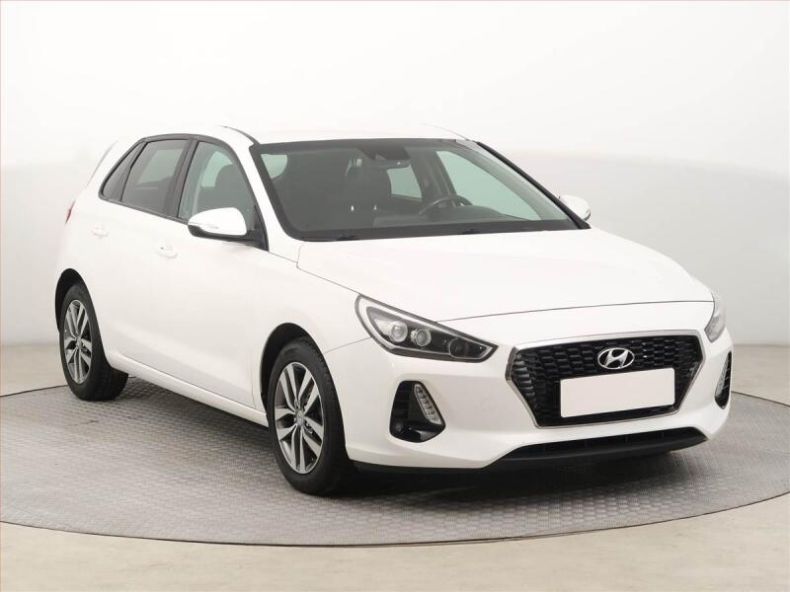Hyundai i30 - hlavní foto