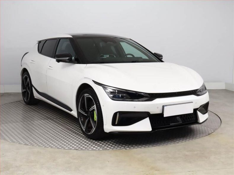 Kia EV6 - hlavní foto