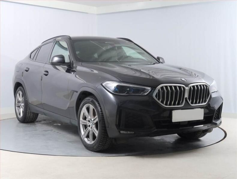BMW X6 - hlavní foto