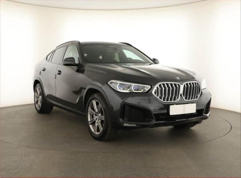 BMW X6 - hlavní foto