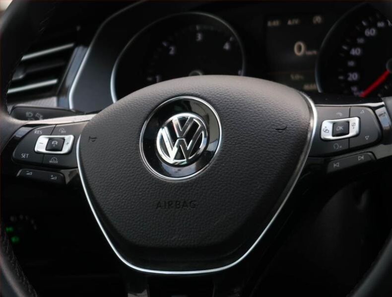 Volkswagen Passat - hlavní fotka