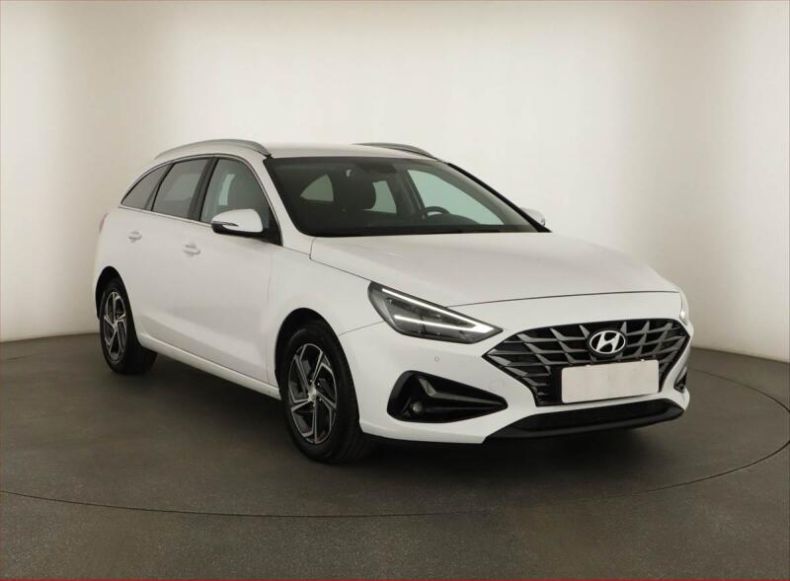 Hyundai i30 - hlavní foto
