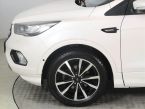 Ford Kuga - fotka číslo 14