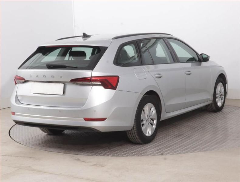 Škoda Octavia - hlavní fotka
