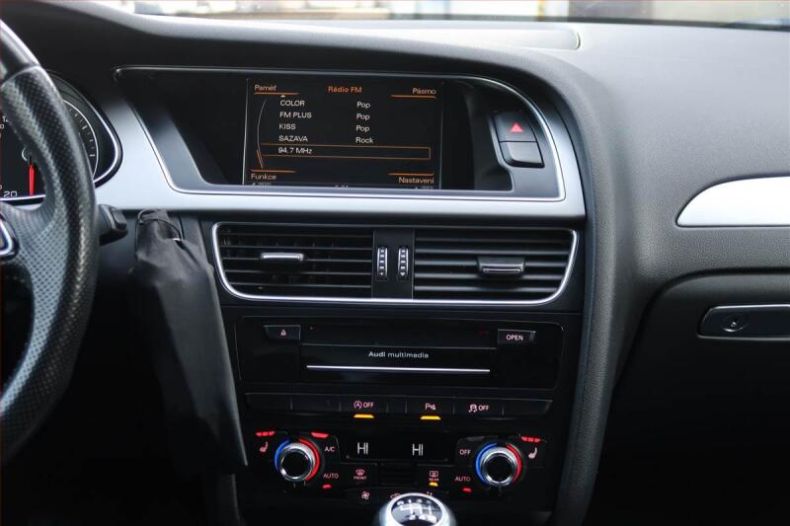 Audi A4 - hlavní fotka