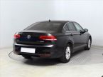 Volkswagen Passat - fotka číslo 4