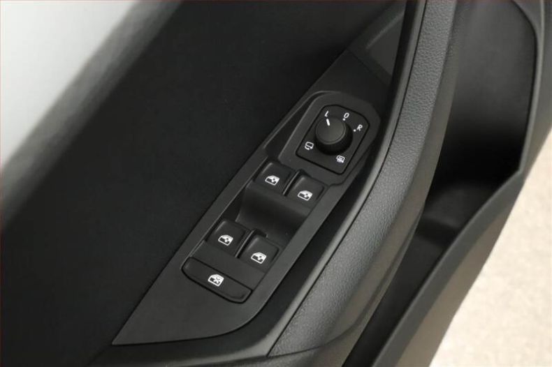 Škoda Karoq - hlavní fotka