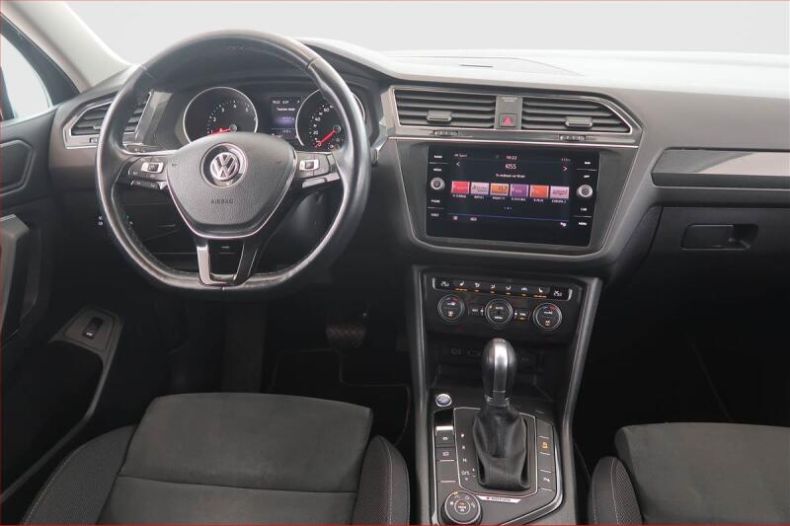 Volkswagen Tiguan - hlavní fotka