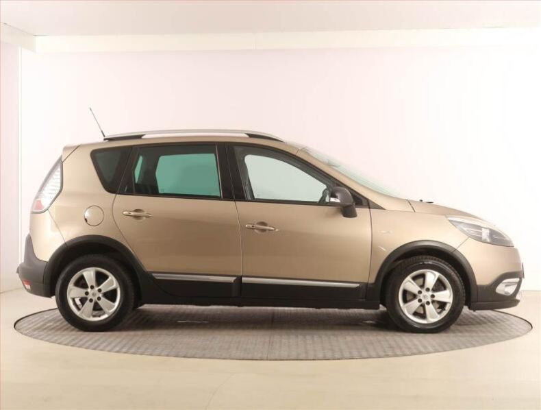 Renault Scénic - hlavní fotka