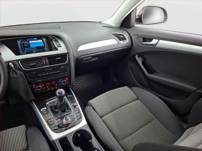 Audi A4 - hlavní fotka