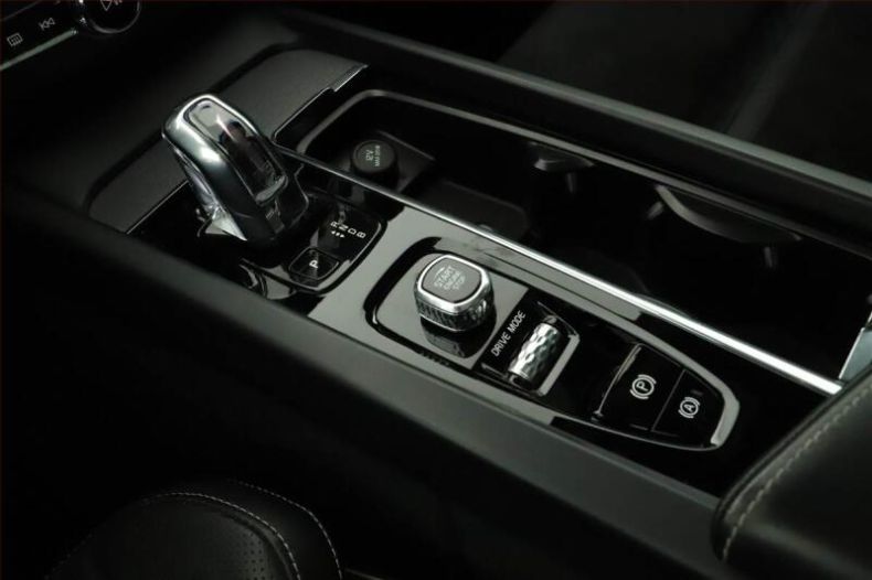 Volvo XC60 - hlavní fotka