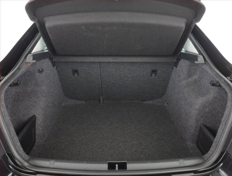 Škoda Rapid - hlavní fotka