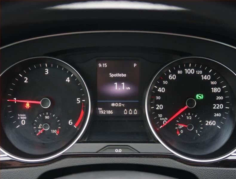 Volkswagen Passat - hlavní fotka
