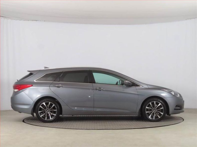 Hyundai i40 - hlavní fotka