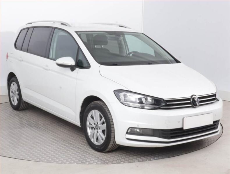 Volkswagen Touran - hlavní foto