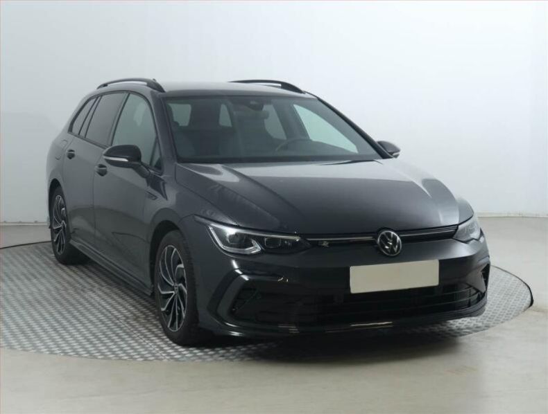 Volkswagen Golf - hlavní fotka