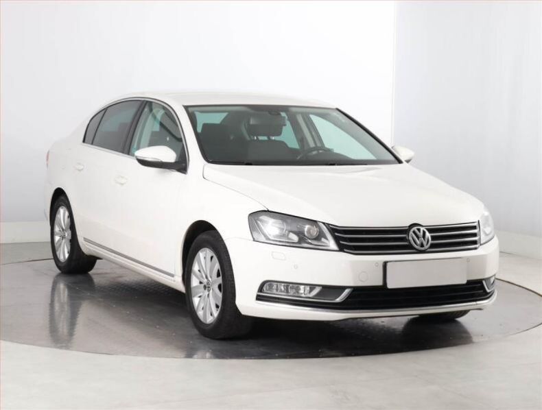 Volkswagen Passat - hlavní foto