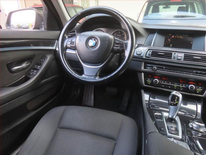 BMW Řada 5 - hlavní fotka