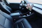 Tesla Model 3 - fotka číslo 8