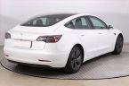 Tesla Model 3 - fotka číslo 4