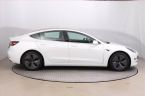 Tesla Model 3 - fotka číslo 5